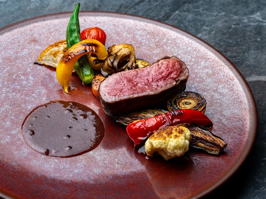 A meat dish at ars