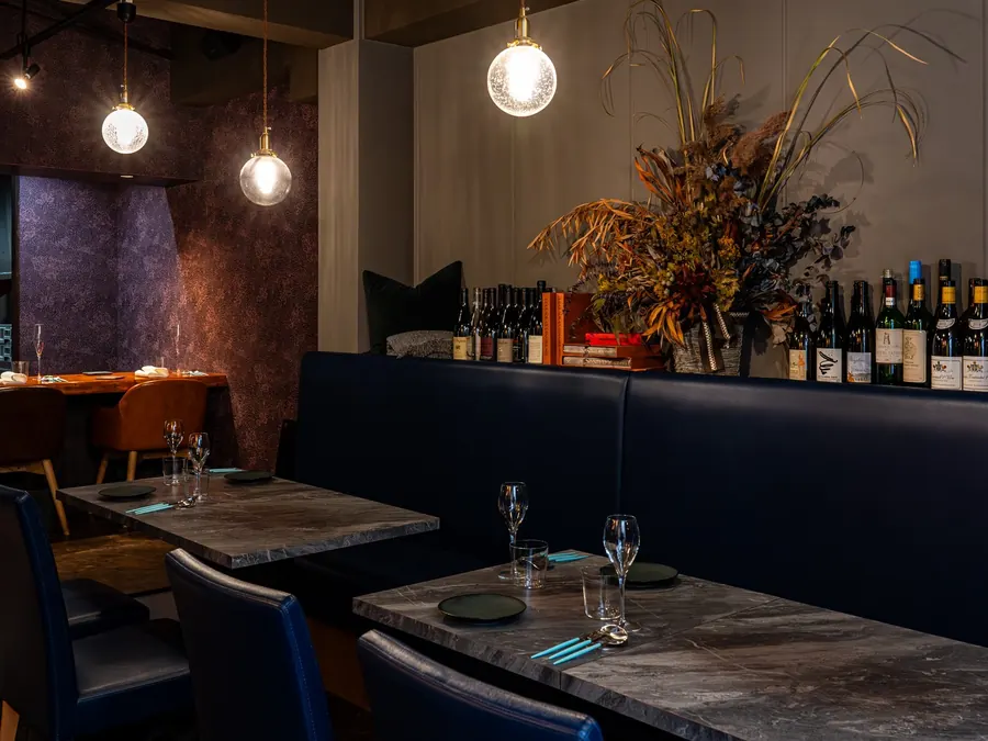 Table seating at ars